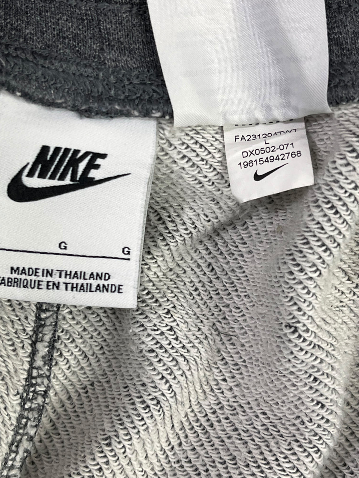 SHORT NIKE HOMBRE TALLA L GRIS OSCURO