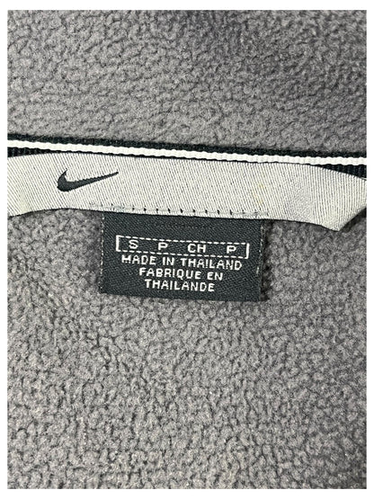 Etiqueta talla S de chaqueta Nike