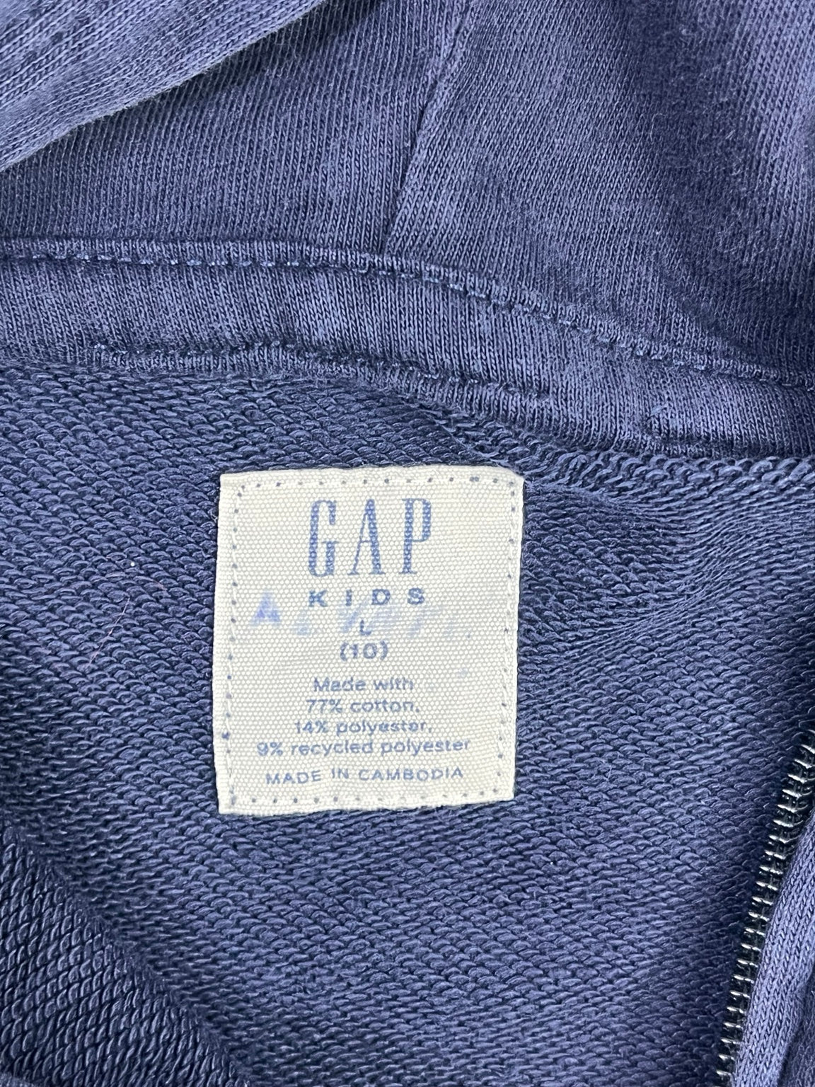 Etiqueta marca GAP Kids
