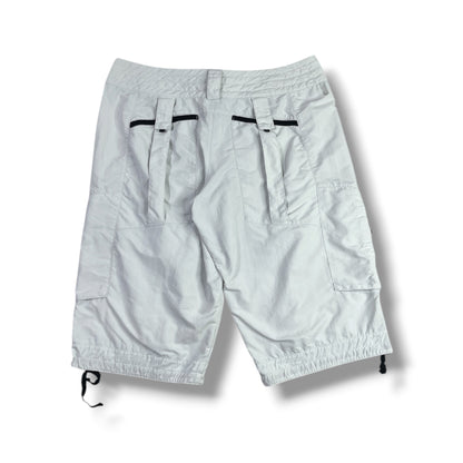 Foto original short Adidas parte trasera con bolsillos