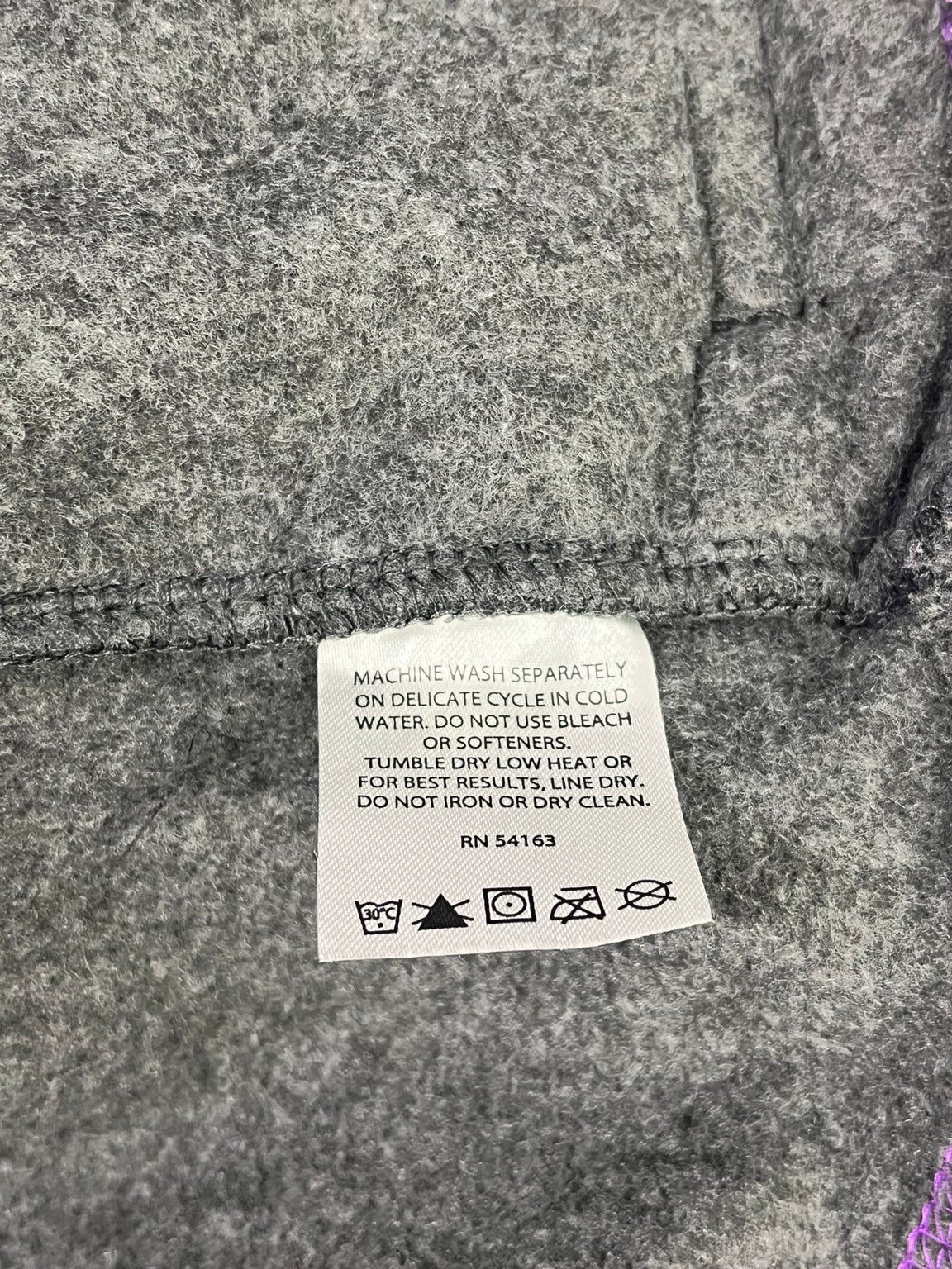 Etiqueta de lavado Calvin Klein Performance