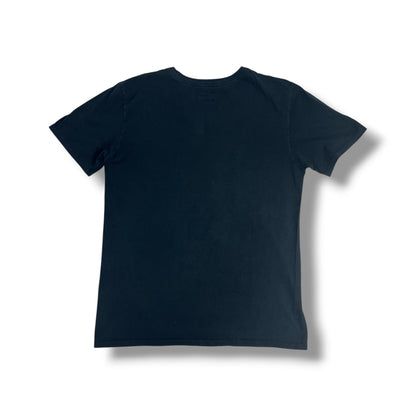 Fotografía original de la espalda de la polera Nike