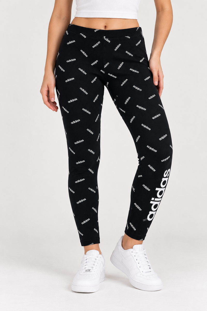 CALZA ADIDAS NEGRA ESTAMPADA LOGOS BLANCOS MUJER TALLA M