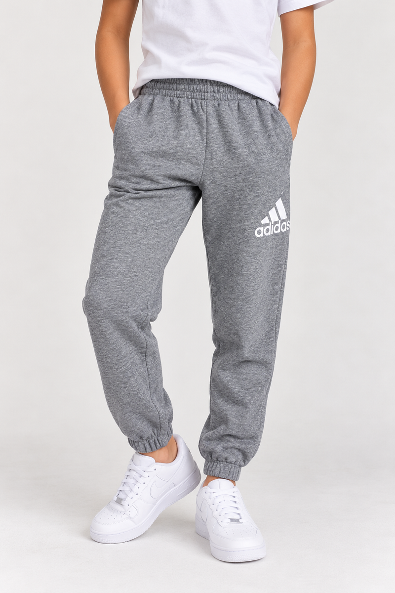 PANTALÓN BUZO ADIDAS GRIS JASPEADO NIÑO TALLA M (10/12)