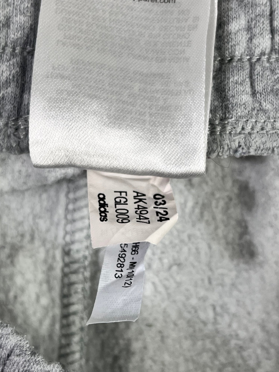 Etiqueta original código Adidas AK4947 FGL009