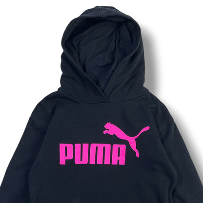 Foto real detalle estampado Puma fucsia