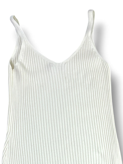 Vestido Abercrombie & Fitch, detalle escote tejido acanalado