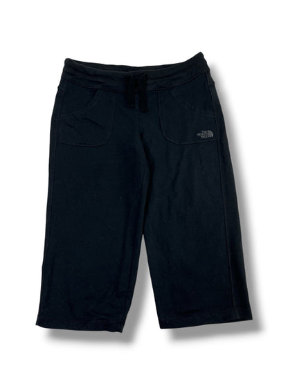 Fotografía real de pantalón capri negro The North Face, frente completo
