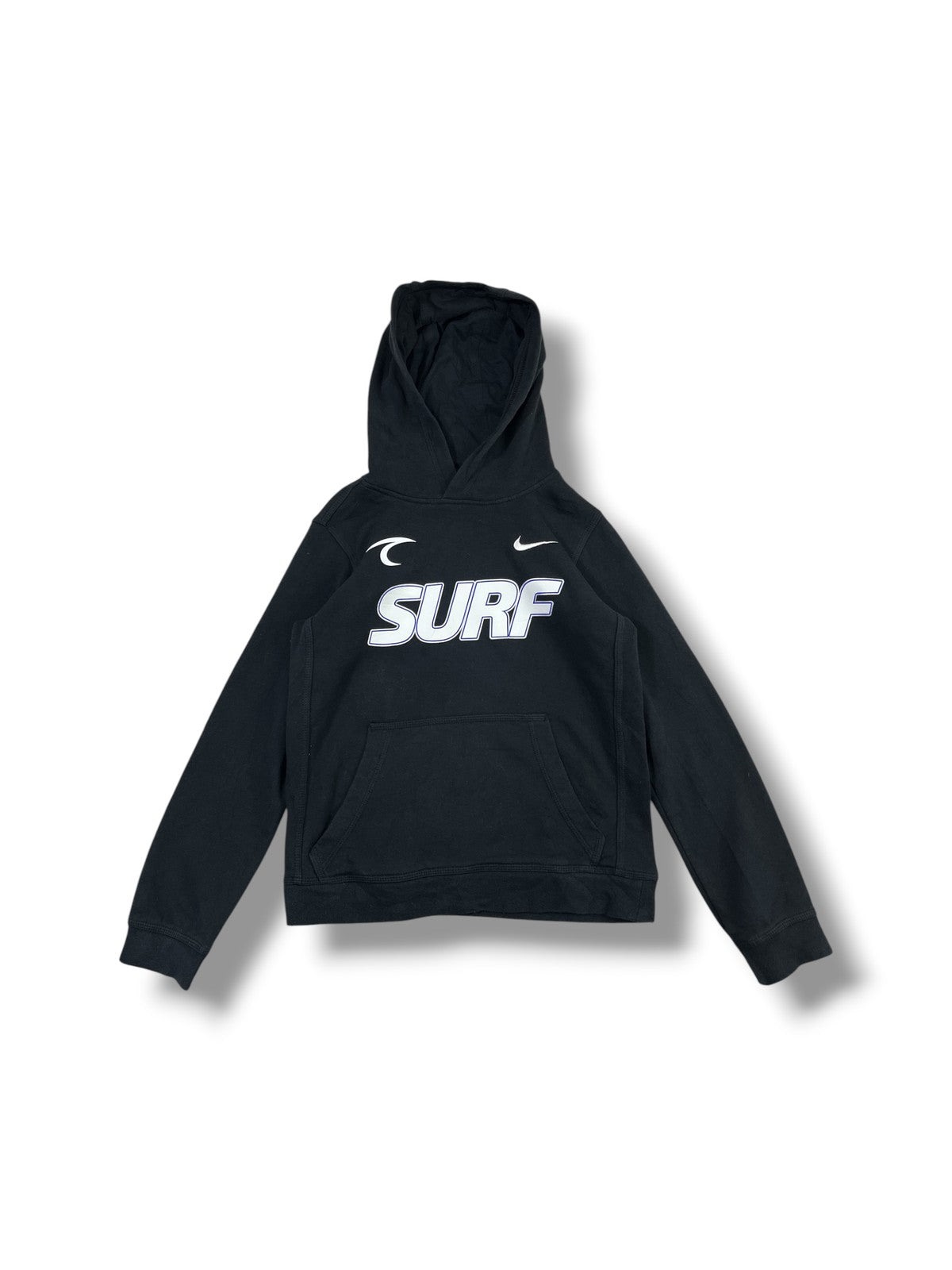 Foto real frontal del polerón Nike SURF niño talla L
