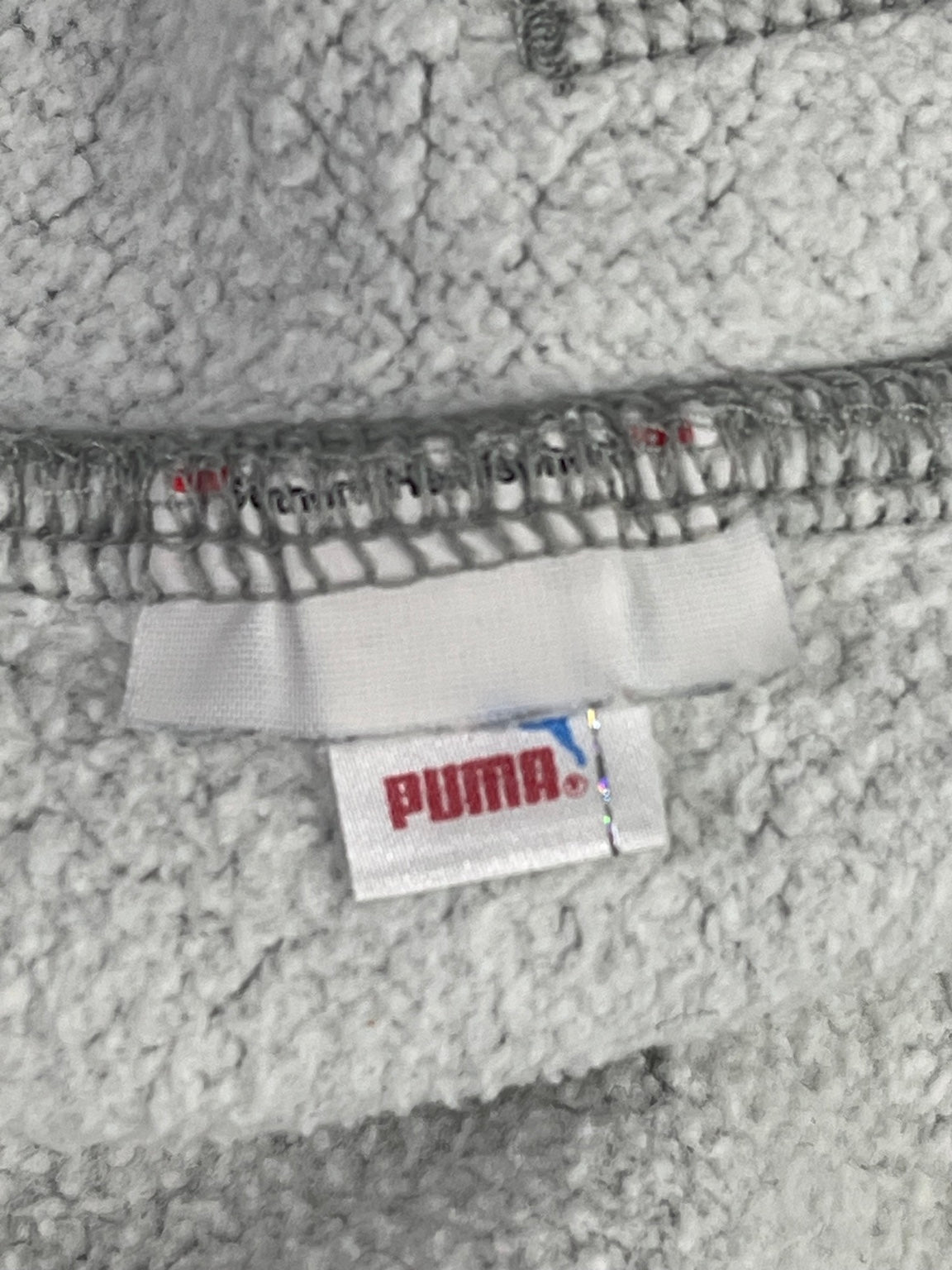 Detalle real etiqueta interior Puma