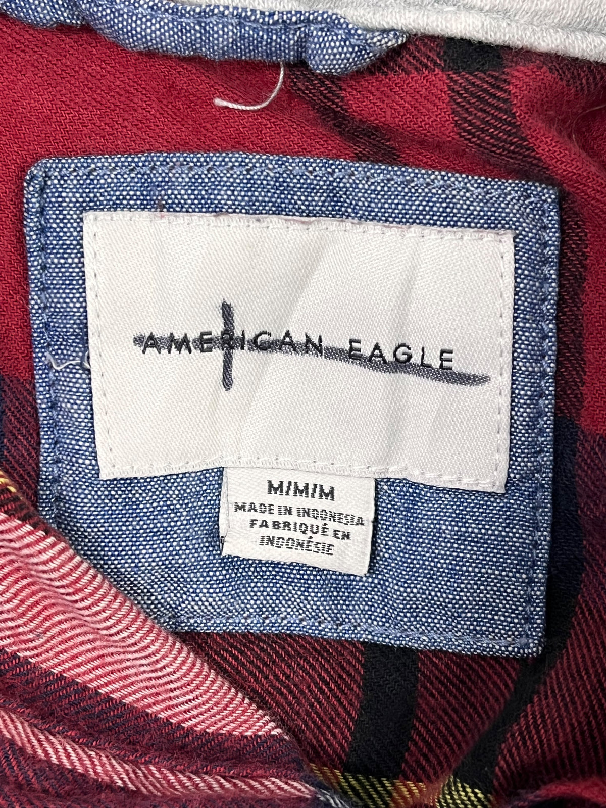 CAMISA AMERICAN EAGLE MUJER TALLA M CROP CON CAPUCHA