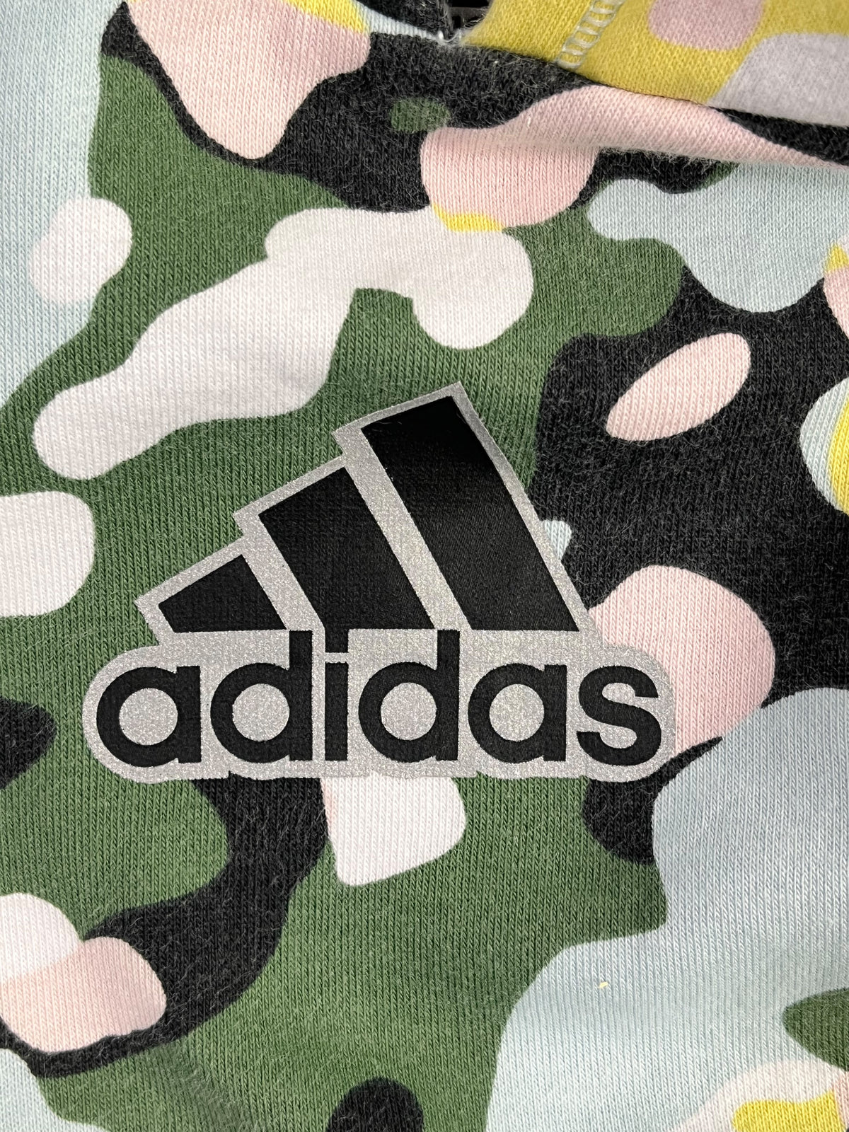 POLERÓN ADIDAS NIÑA/JUVENIL TALLA M (10/12) CAMUFLADO MULTICOLOR