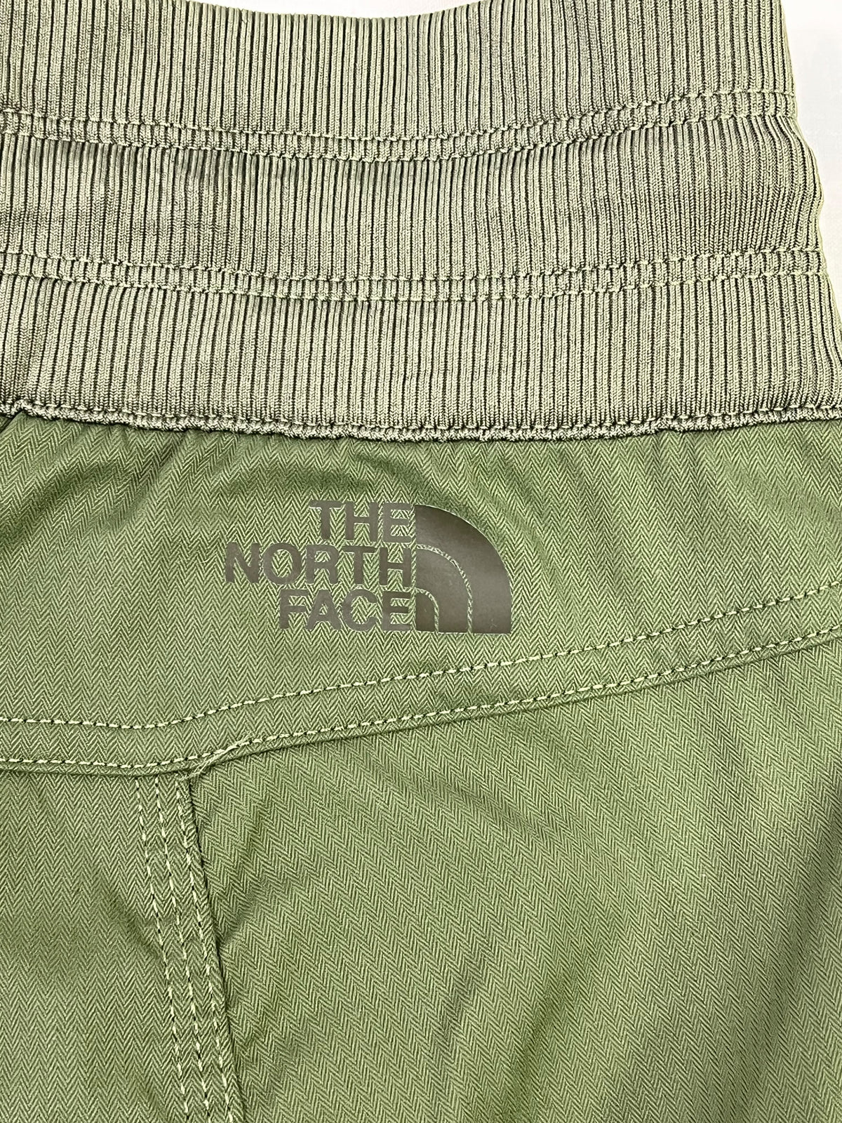 PANTALÓN THE NORTH FACE MUJER TALLA L VERDE