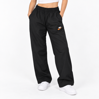 PANTALÓN DEPORTIVO NIKE NEGRO · TALLA L