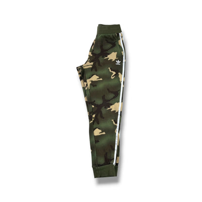 PANTALÓN JOGGER ADIDAS ORIGINALS CAMUFLADO · TALLA JUVENIL 14/16 – XS ADULTO