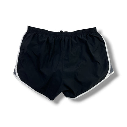SHORT DEPORTIVO NIKE DRI-FIT MUJER · TALLA L