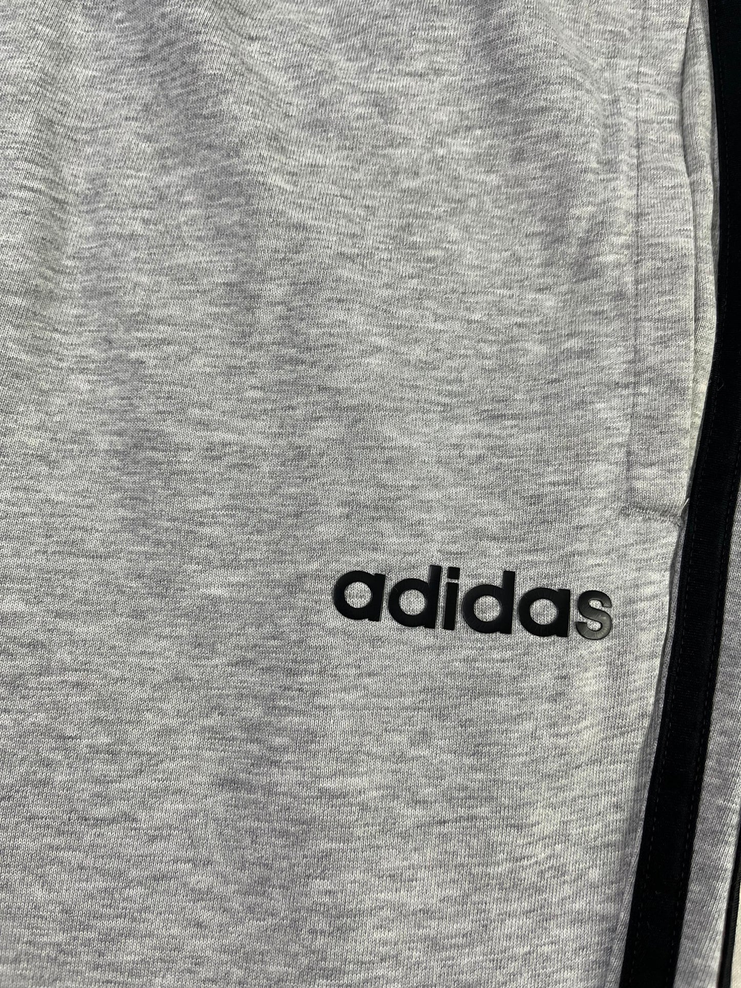 Pantalón deportivo Adidas Talla M