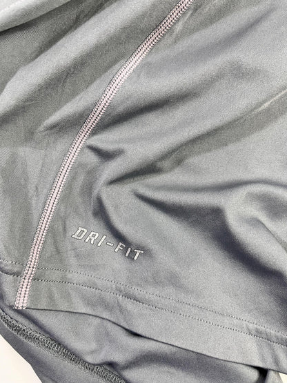 POLERA DEPORTIVA HOMBRE NIKE DRI-FIT MANGA LARGA TALLA M GRIS
