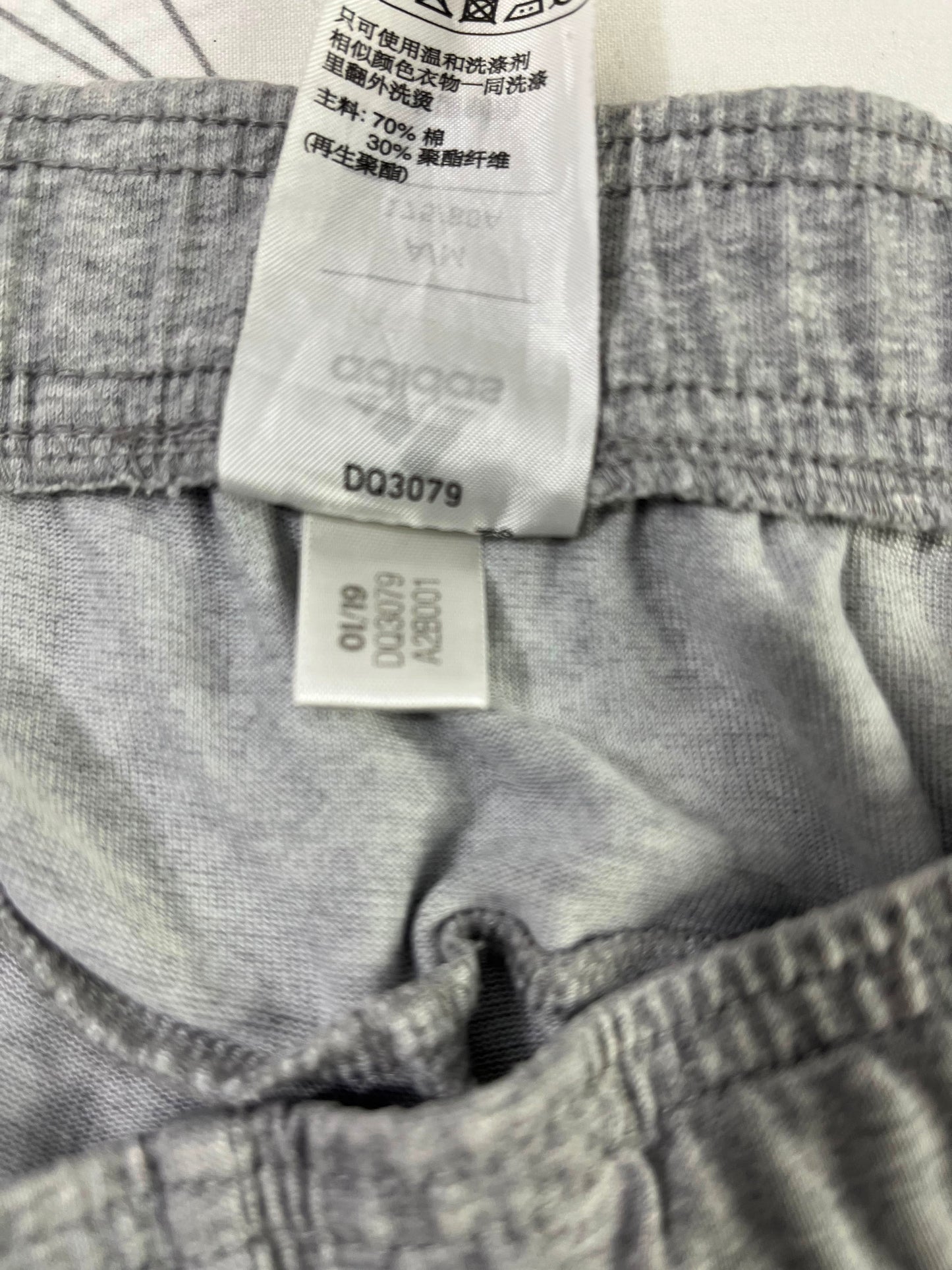 Pantalón deportivo Adidas Talla M