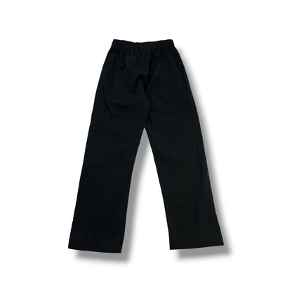 PANTALÓN DEPORTIVO NIKE NEGRO · TALLA L