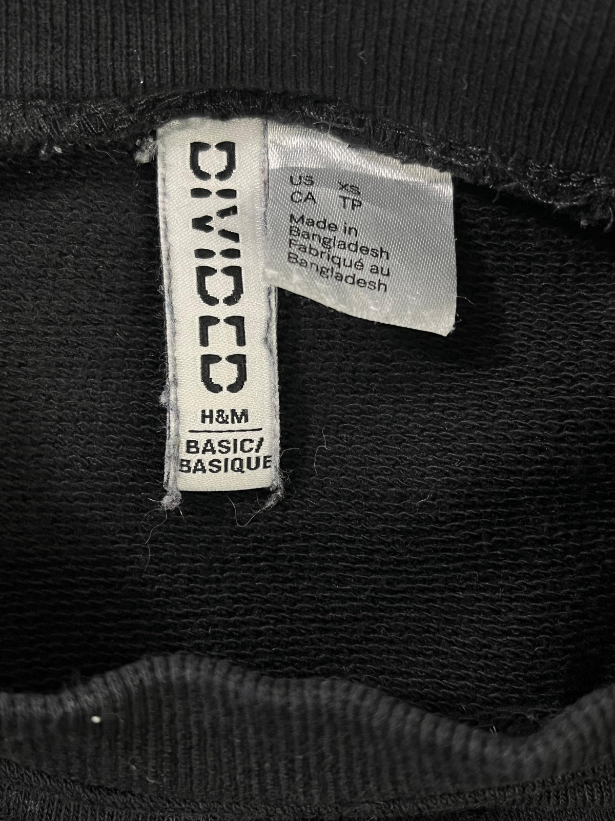 POLERÓN H&M DIVIDED SMILE MUJER TALLA XS NEGRO
