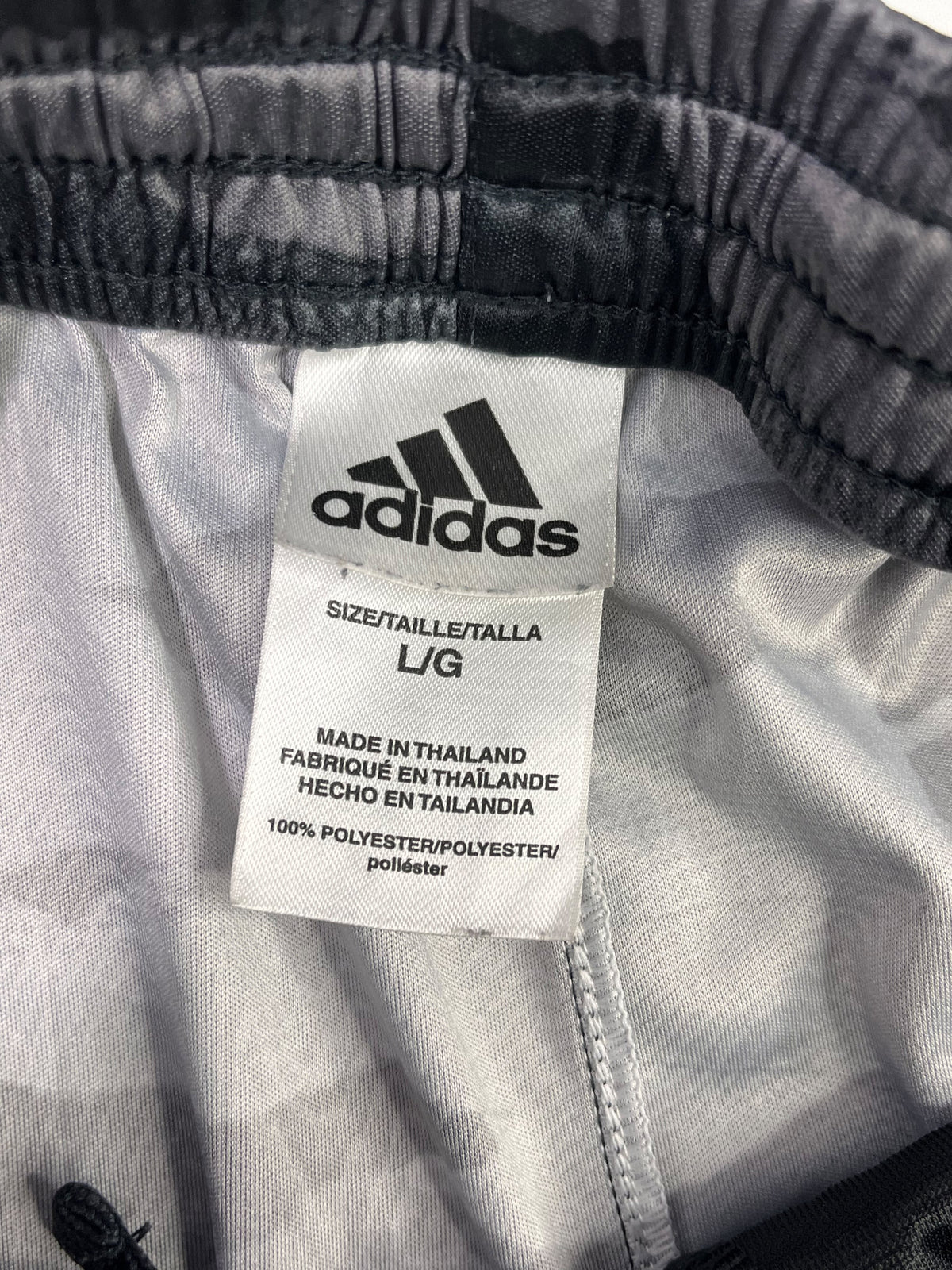 SHORT ADIDAS CAMUFLADO JUVENIL · TALLA L